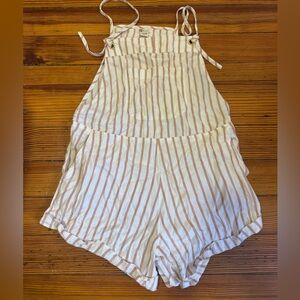 Billabong Women’s Wild Pursuit Cotton Twill Blend Romper